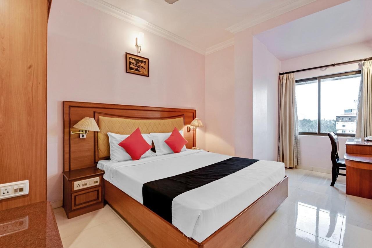 Capital O 41646 Hotel Devi Towers Salem Εξωτερικό φωτογραφία